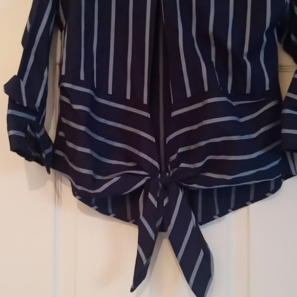 shirt - Picture 2 of 3